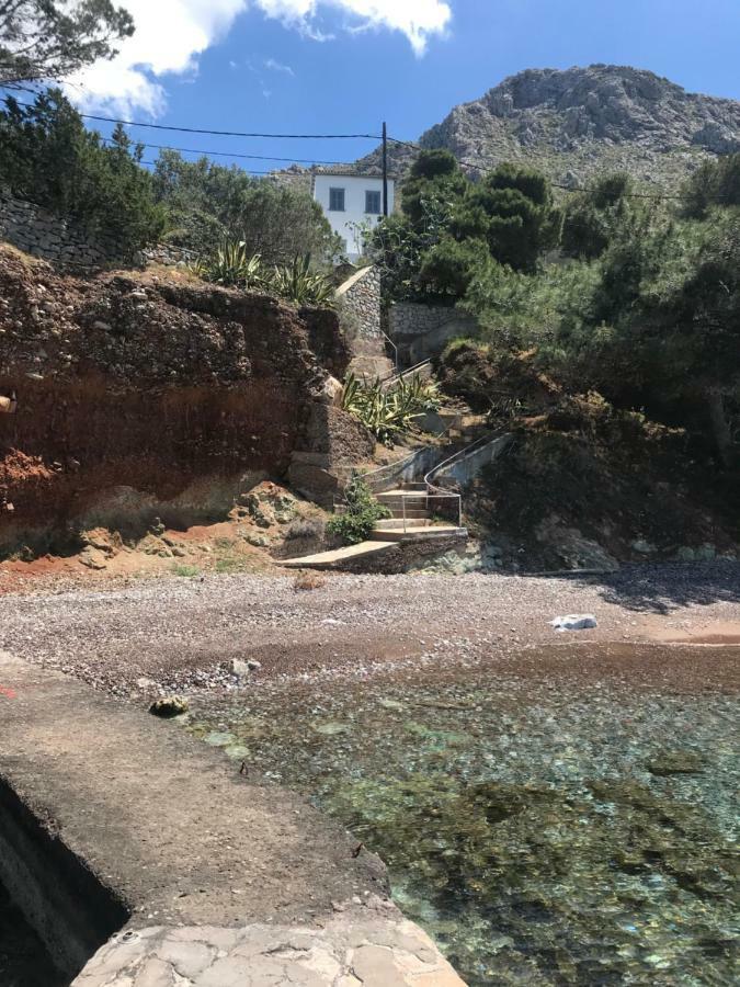 Vlichos Studio Apartment Hydra  Luaran gambar